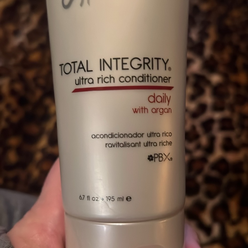 Scruples Total Integrity conditioner - Picture 2 of 2